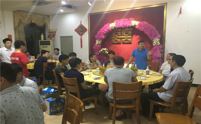 金秋十月，鑫發(fā)喜迎豐收慶功宴